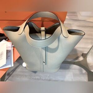 NEW 2025 Hermes Picotin 22 Trench *new color* K Stamp NIB